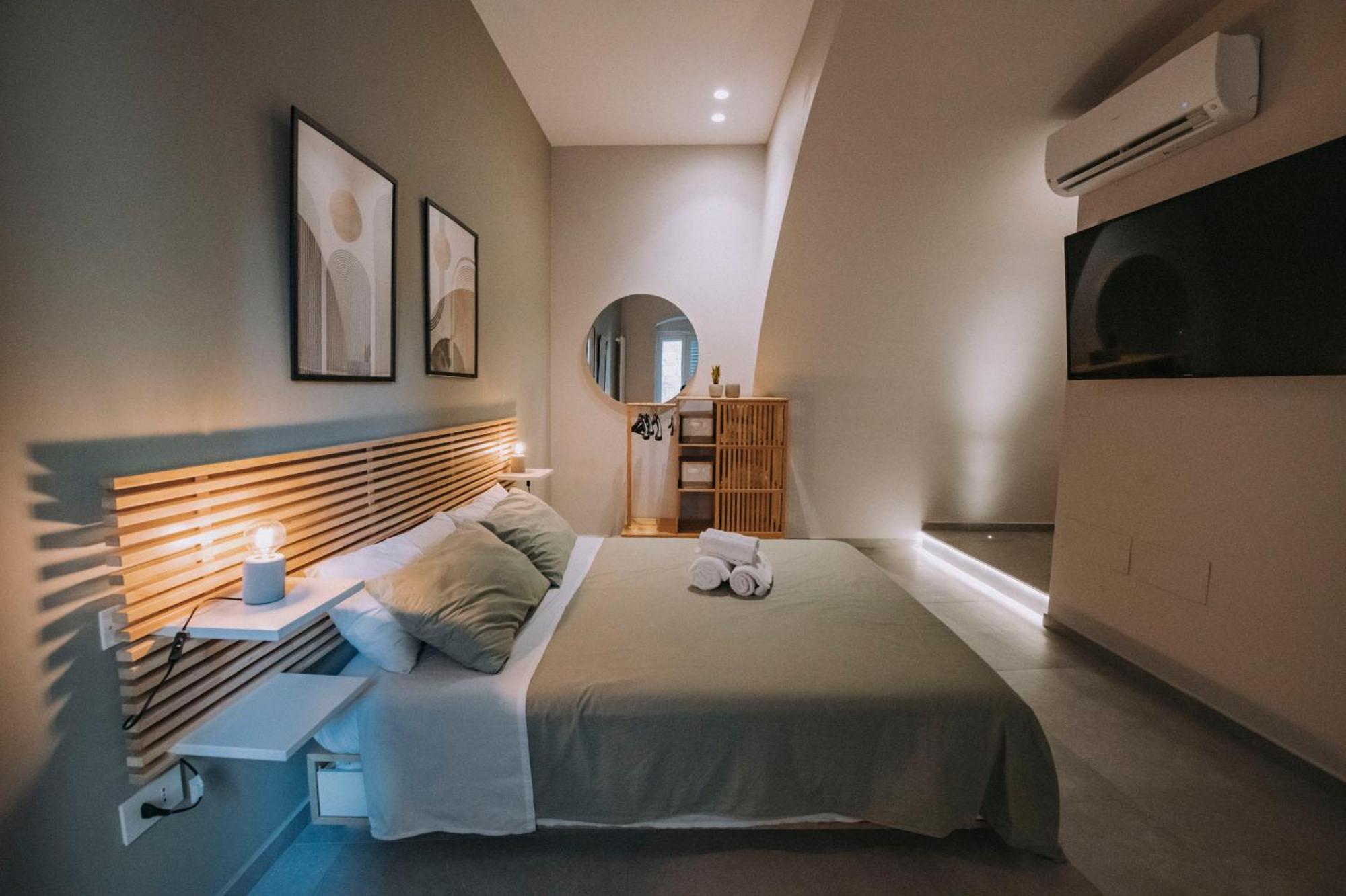 Sea Glow - Luxury Apartment Бішельє Екстер'єр фото